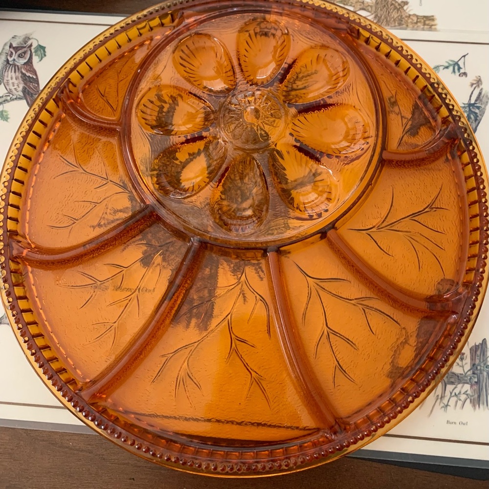 Vintage excellent amber glass condiment glass round tray.